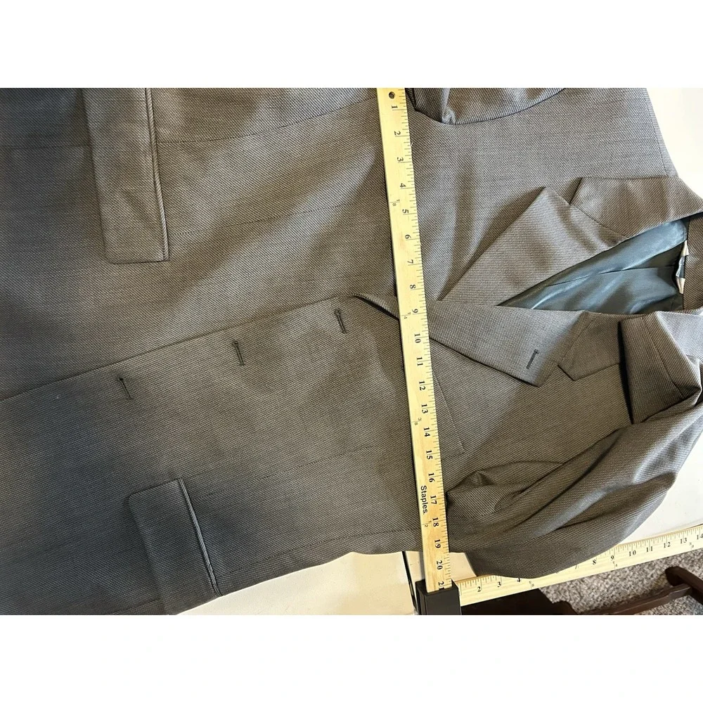 Claiborne Men's Sport Coat Size 42R Gray with White Threading Blazer Jacket